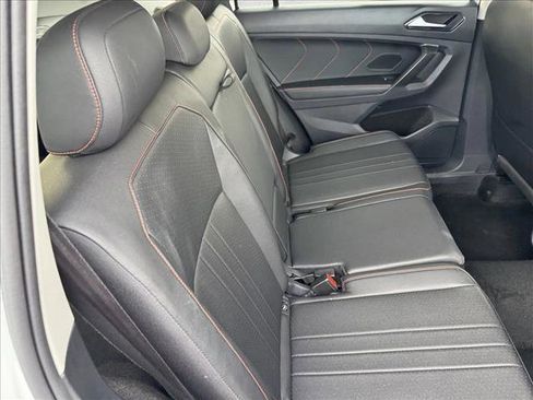 Used 2024 Volkswagen Tiguan Wolfsburg Edition image 18