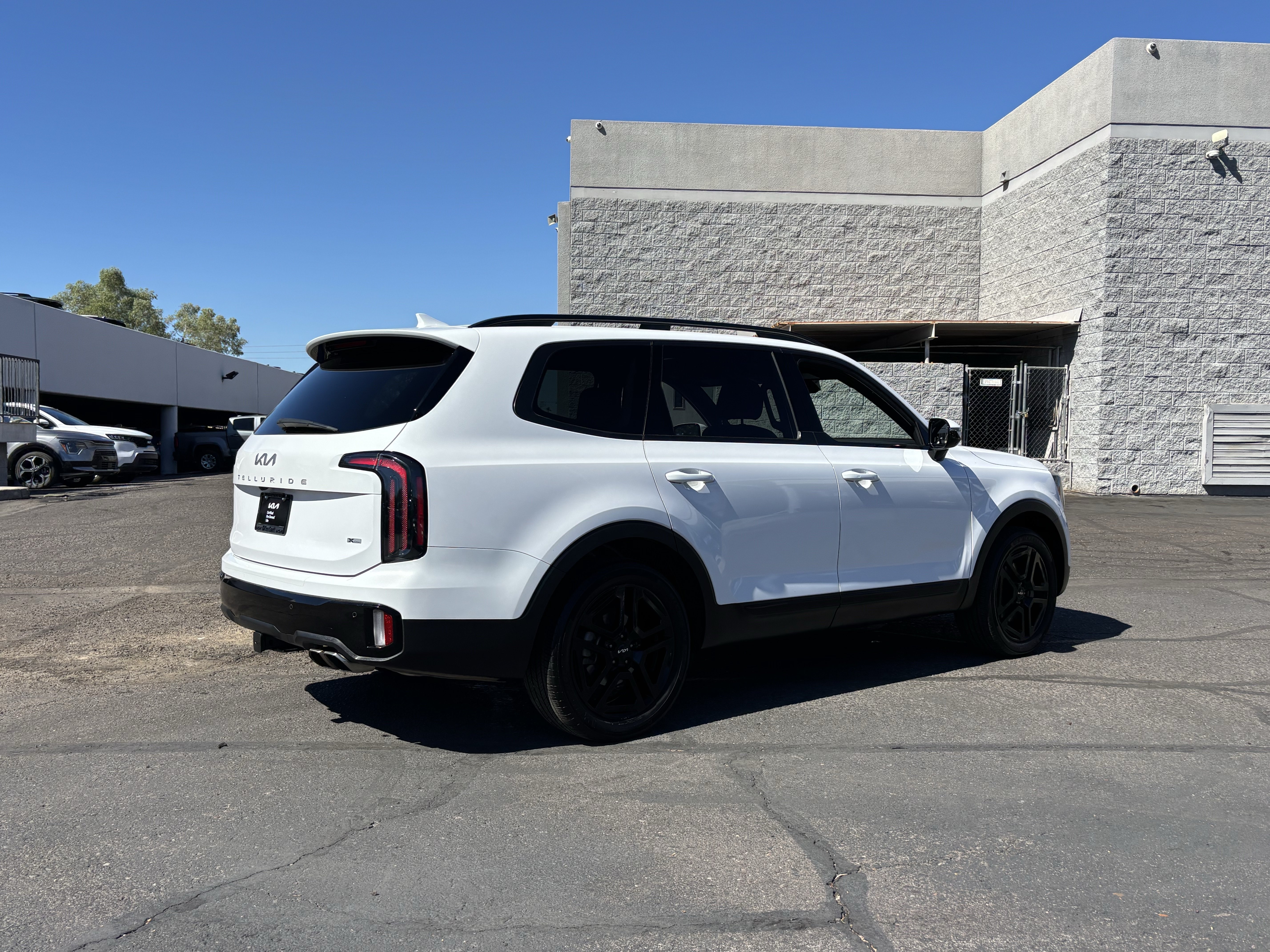 Certified 2024 Kia Telluride SX Prestige X-Line AWD/4WD image 3