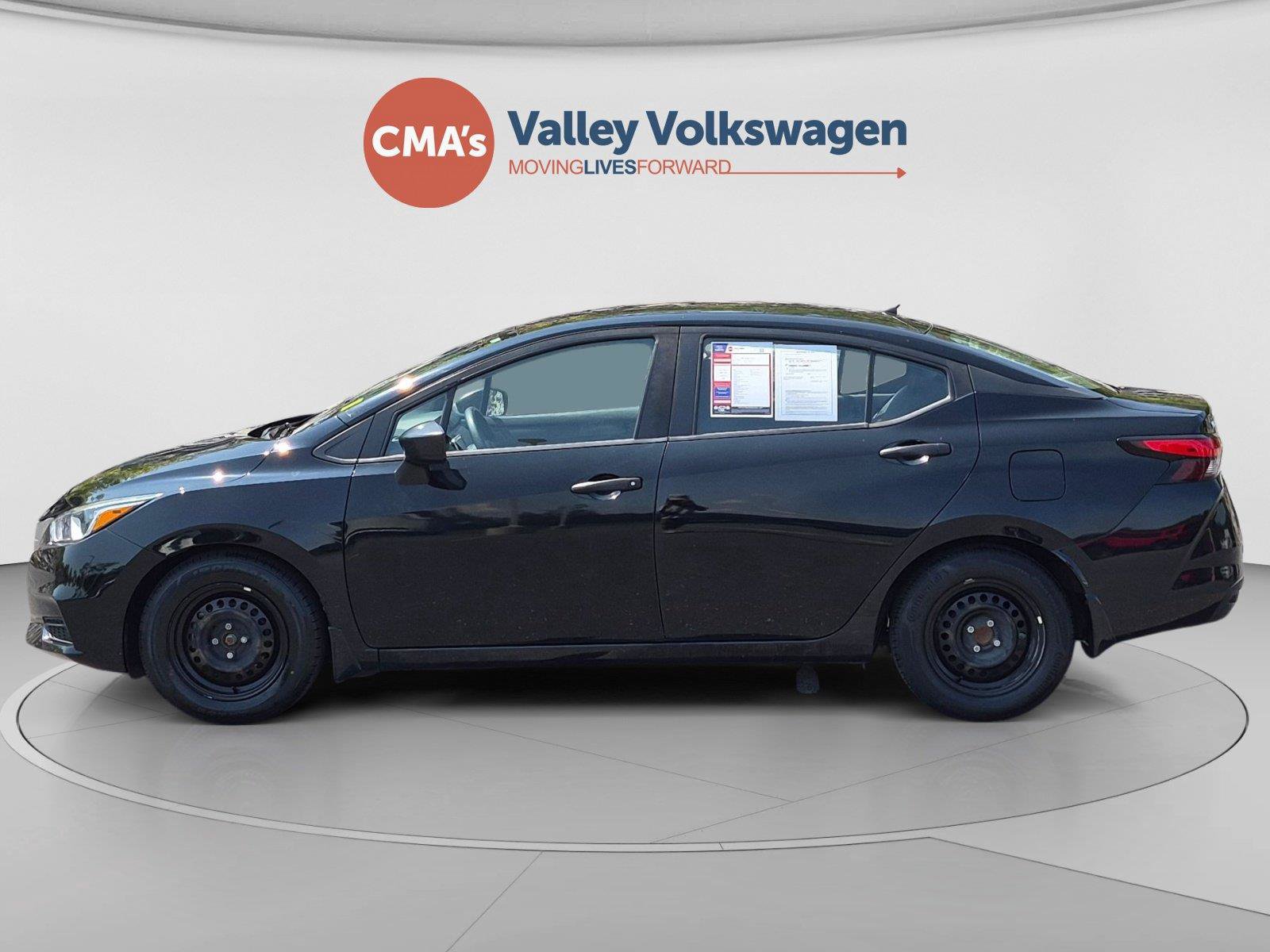 Used 2020 Nissan Versa S FWD image 2
