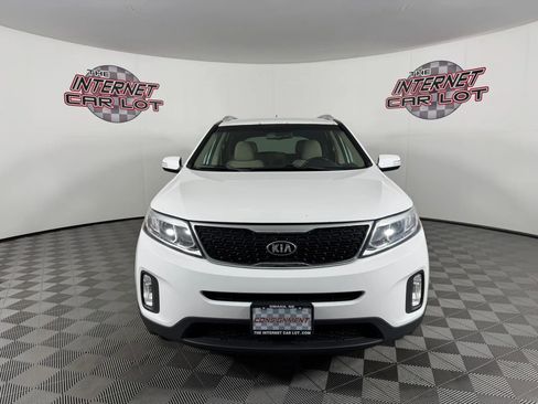 Used 2015 Kia Sorento LX FWD image 1