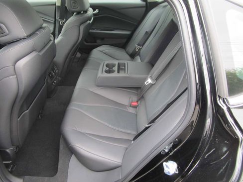 New 2025 Acura TLX w/ Technology Package image 9