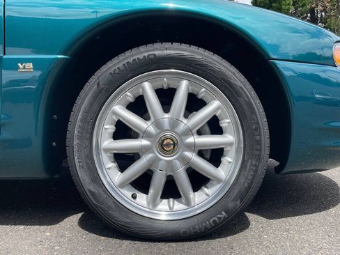 Used 1998 Chrysler Sebring LXi FWD image 24
