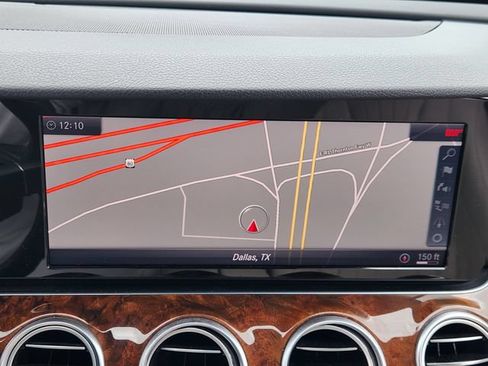 Used 2018 Mercedes-Benz E 300 image 12