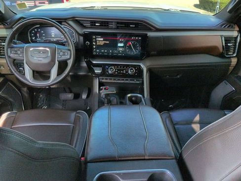 Used 2023 GMC Sierra 1500 Denali w/ Denali Reserve Package AWD/4WD image 14