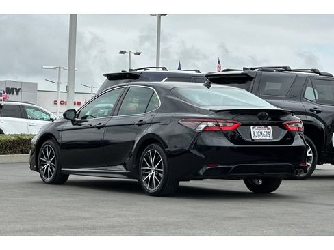 Used 2024 Toyota Camry SE w/ Blackout Package (TMS) FWD image 6