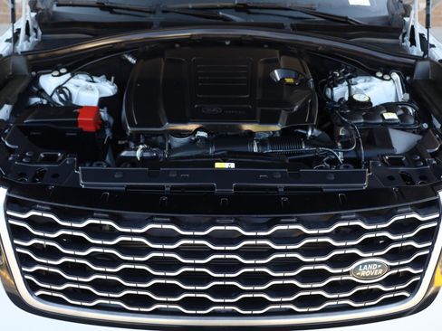 Used 2020 Land Rover Range Rover Velar S image 11