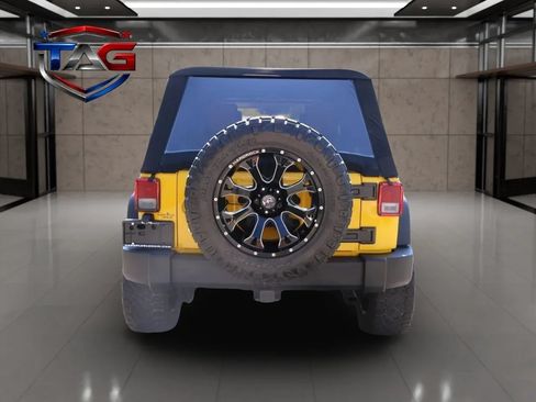 Used 2008 Jeep Wrangler Unlimited X RWD image 4