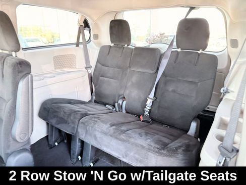 Used 2016 Dodge Grand Caravan SE w/ Quick Order Package 29E SE image 17