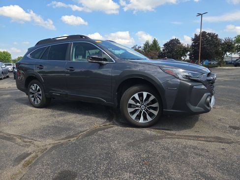 Used 2024 Subaru Outback Limited AWD/4WD image 2