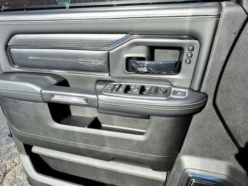 Used 2022 RAM 3500 Limited image 3