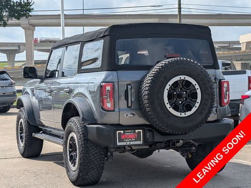 Used 2022 Ford Bronco Outer Banks w/ Sasquatch Package AWD/4WD image 4