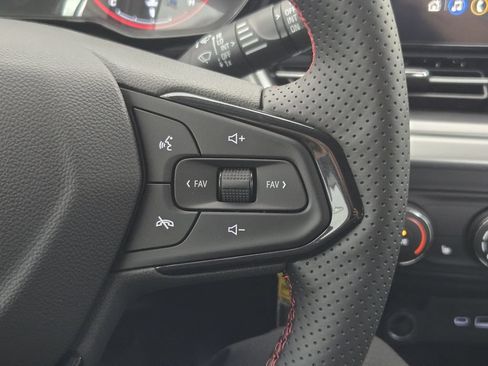 New 2026 Chevrolet Trax RS w/ Driver Confidence Package FWD image 31