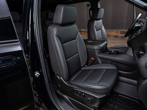 Used 2024 Chevrolet Tahoe Z71 w/ Z71 Off-Road Package image 32