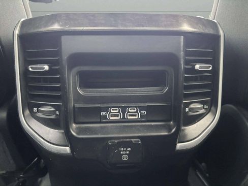 Used 2021 RAM 1500 Big Horn AWD/4WD image 34