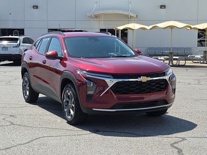 Used 2024 Chevrolet Trax LT w/ Driver Confidence Package