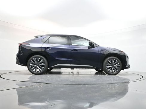 New 2026 Subaru Solterra image 24