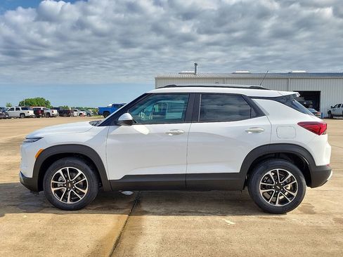 New 2026 Chevrolet TrailBlazer LT w/ LT Cold Weather Package image 3
