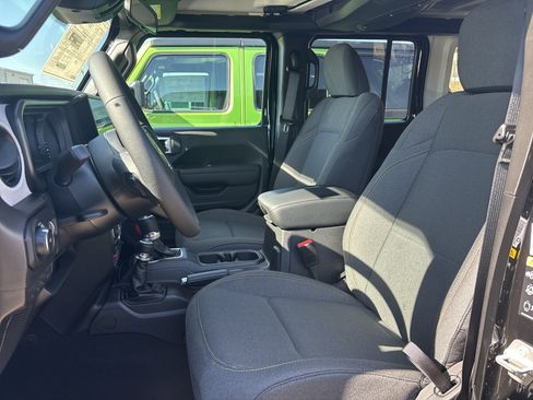 New 2026 Jeep Wrangler Willys AWD/4WD image 23