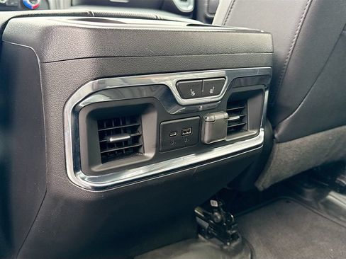 Used 2023 GMC Sierra 3500 AT4 w/ AT4 Preferred Package AWD/4WD image 29
