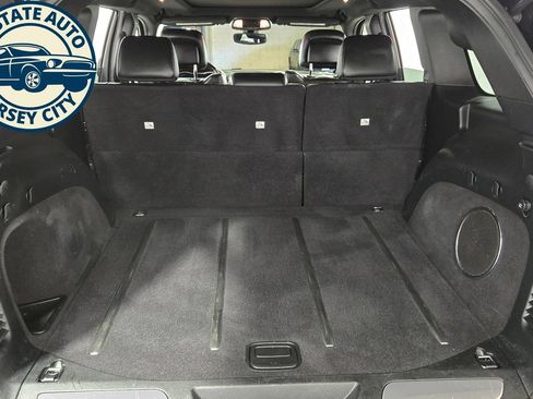 Used 2017 Jeep Grand Cherokee Overland AWD/4WD image 39