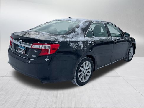 Used 2014 Toyota Camry XLE w/ Leather Package image 6