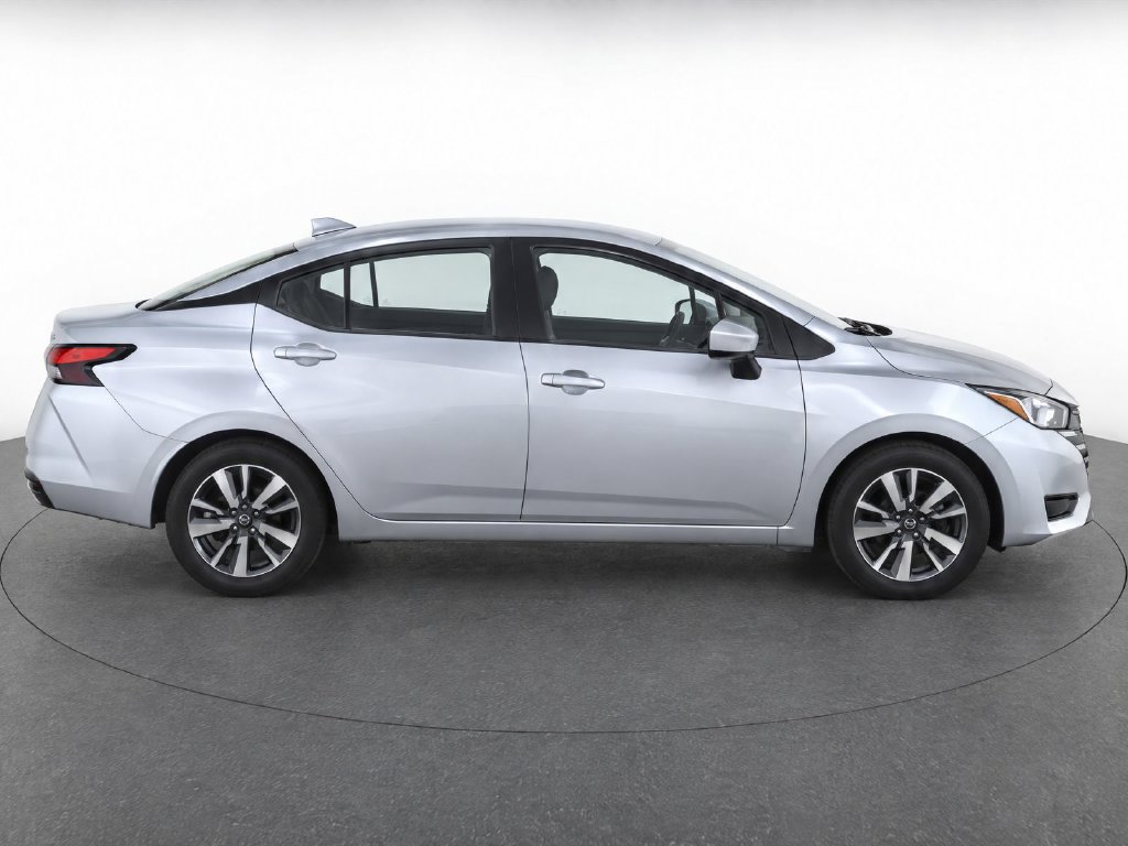 Used 2023 Nissan Versa SV FWD image 8