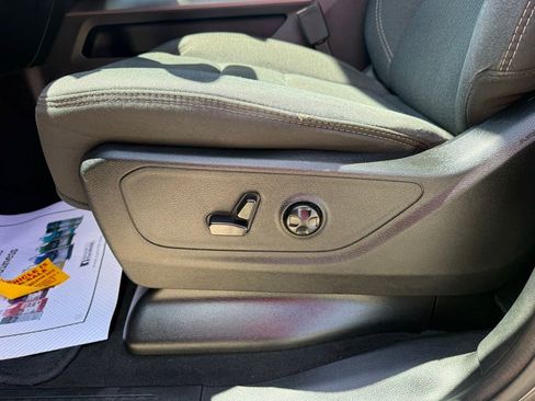 Used 2020 RAM 1500 Big Horn AWD/4WD image 28