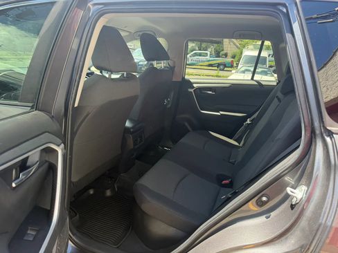 Used 2024 Toyota RAV4 XLE w/ Weather Package AWD/4WD image 15