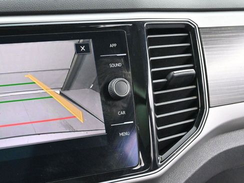 Used 2018 Volkswagen Atlas SEL image 24