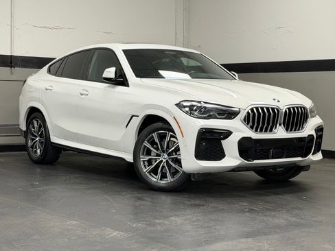 Used 2023 BMW X6 xDrive40i w/ M Sport Package AWD/4WD image 2