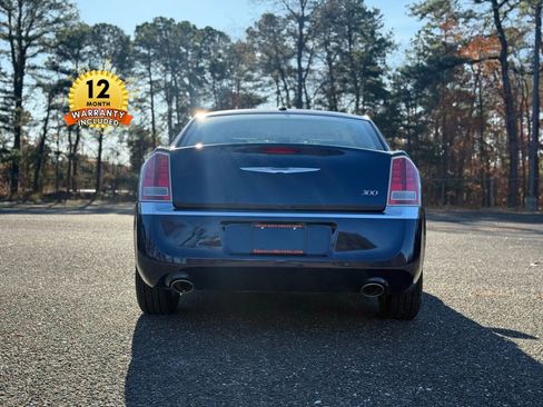 Used 2014 Chrysler 300 image 56