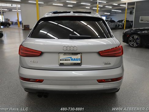 Used 2018 Audi Q3 2.0T Premium Plus w/ Premium Plus Package AWD/4WD image 10