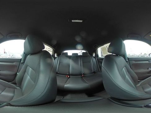 Used 2024 Honda Civic Sport image 40