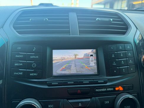 Used 2017 Ford Explorer XLT FWD image 12