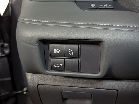 Certified 2025 Toyota Highlander XSE AWD/4WD image 33