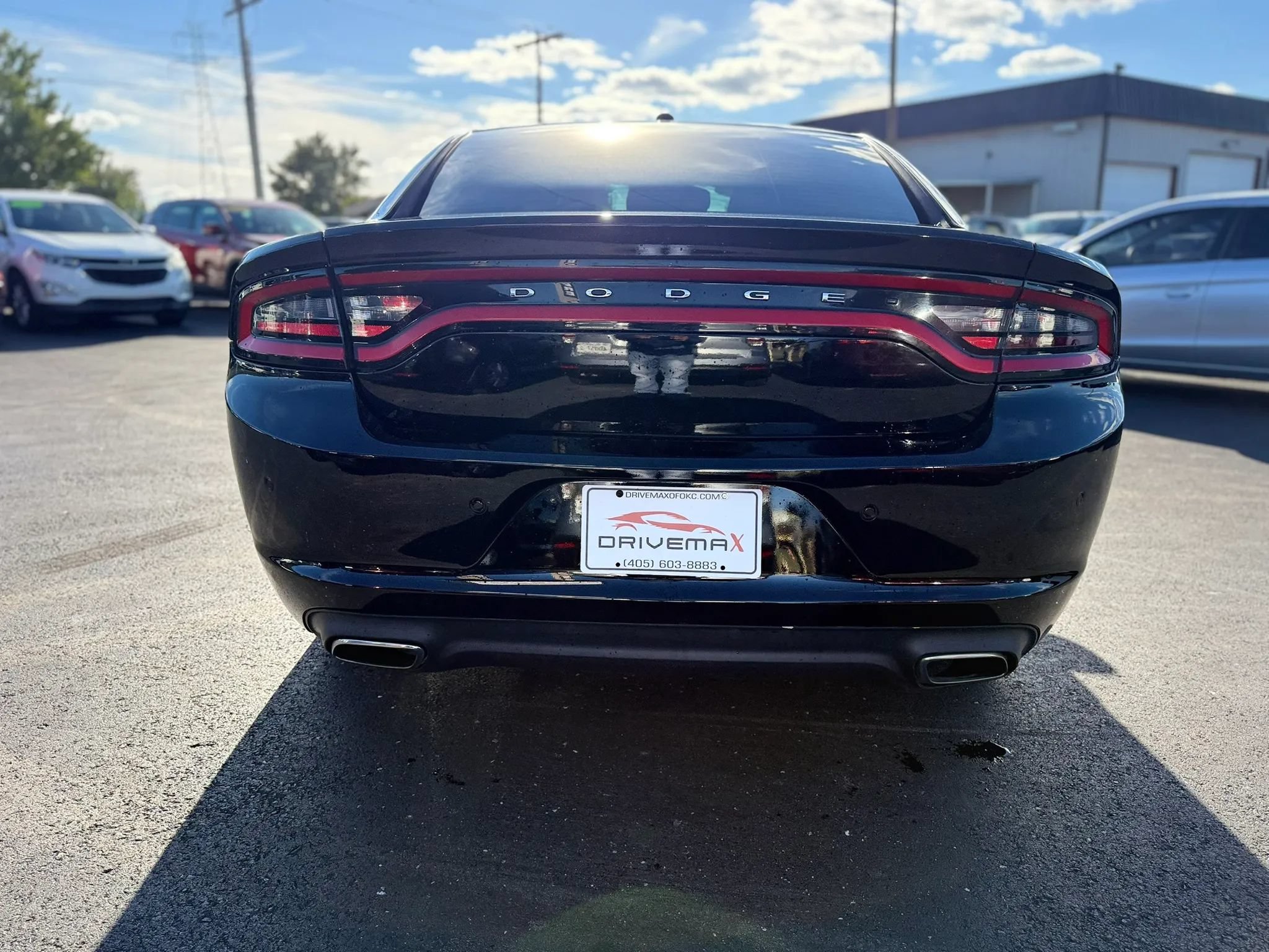 Used 2015 Dodge Charger SE w/ Popular Equipment Group RWD image 4