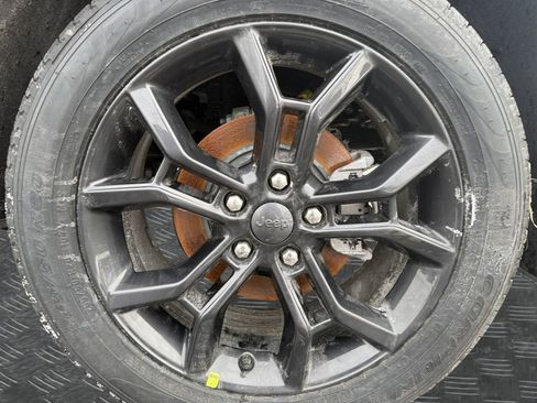 New 2025 Jeep Grand Cherokee Limited w/ MOPAR Finishing Package image 20