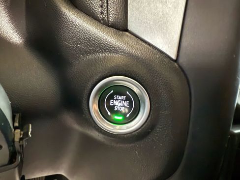 Used 2019 Chevrolet Silverado 1500 LT w/ All-Star Edition image 17