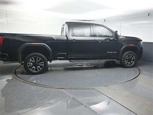 Used 2020 GMC Sierra 2500 AT4 w/ AT4 Premium Package image 8