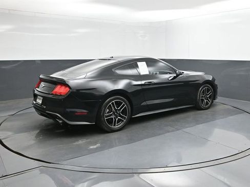 Used 2018 Ford Mustang Coupe w/ Equipment Group 101A image 11