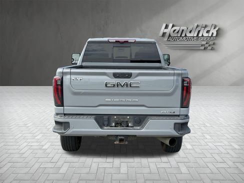 Used 2024 GMC Sierra 2500 AT4 w/ AT4 Premium Plus Package AWD/4WD image 8
