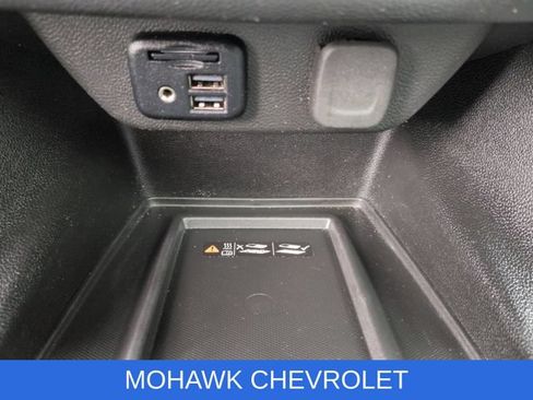 Used 2024 Chevrolet Traverse Premier w/ Redline Edition AWD/4WD image 36