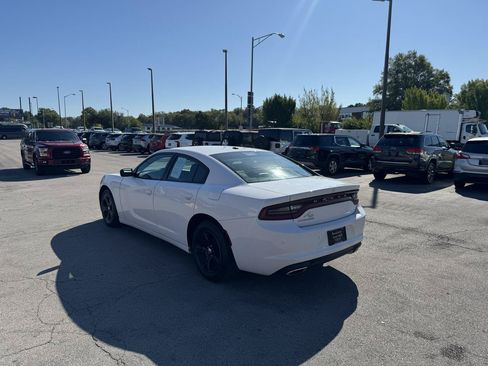 Used 2021 Dodge Charger SXT w/ Leather Interior Group RWD image 5