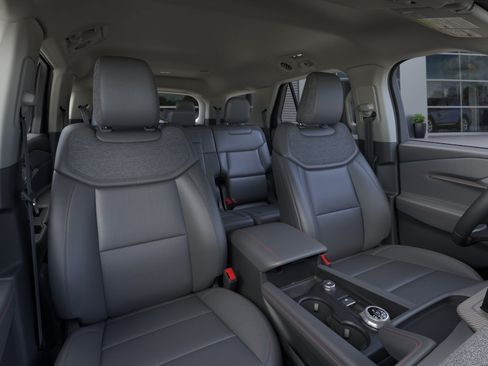 New 2026 Ford Explorer Active w/ Active Comfort Package AWD/4WD image 10