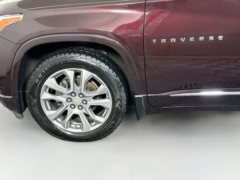 Used 2020 Chevrolet Traverse Premier AWD/4WD image 32