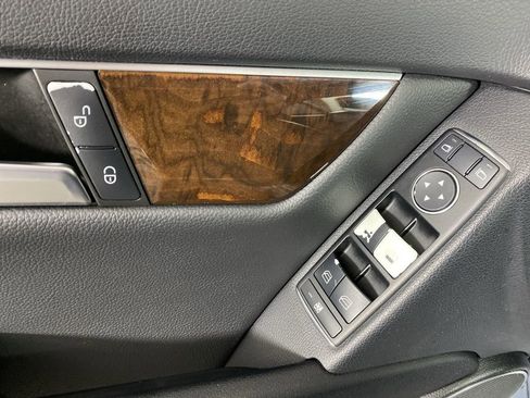 Used 2013 Mercedes-Benz C 300 4MATIC Sedan image 22