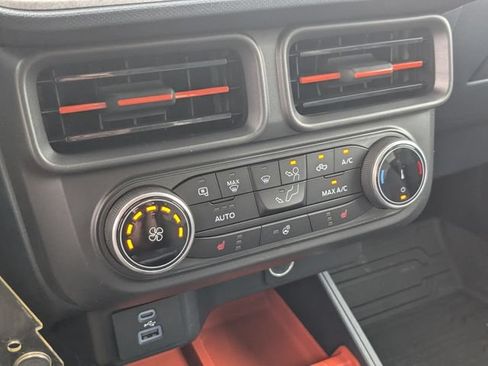 Used 2024 Ford Maverick XLT w/ XLT Luxury Package FWD image 15