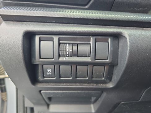 Used 2019 Subaru Impreza 2.0i w/ Eyesight AWD/4WD image 20