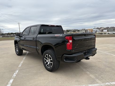 Used 2019 Chevrolet Silverado 1500 Custom Trail Boss w/ Custom Convenience Package image 3