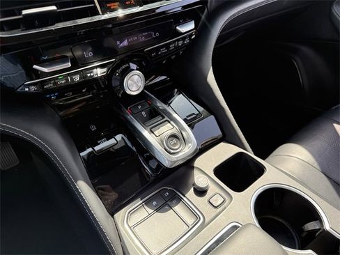 Used 2022 Acura MDX SH-AWD w/ Advance Package image 14